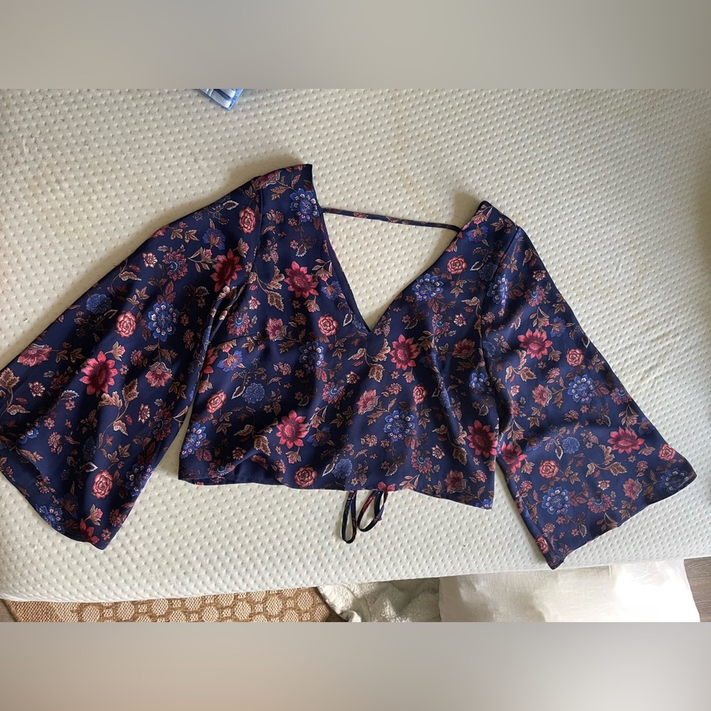 Forever 21 blouse w/ open back that ties